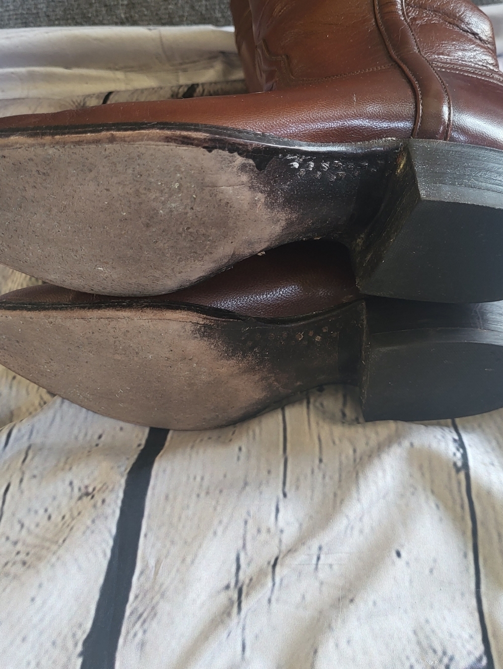 Lucchese Vintage Tall Brown Leather Riding Boots. 7.5b - Picture 10 of 12